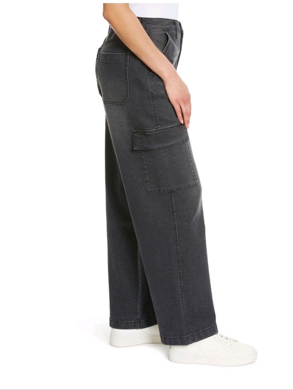 Jessica Simpson Washed Black Cargo Jeans - Picture 14 of 14